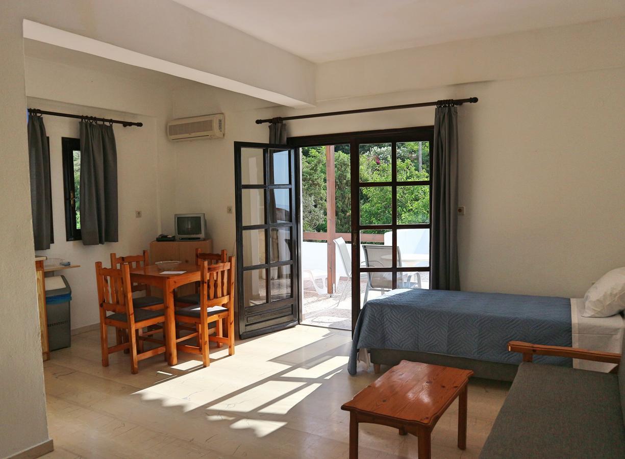 Oliaria Apartments Platanias  Luaran gambar